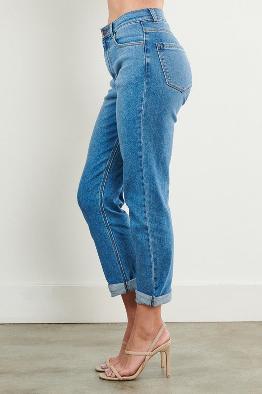 Vibrant M.I.U Classic Mom Jeans