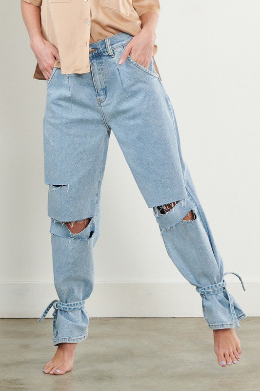 Vibrant M.I.U Distressed Slouchy Jeans