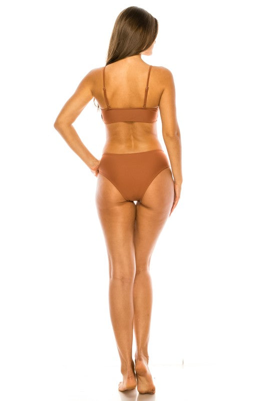 Barely There Sporty Meshed Two Piece